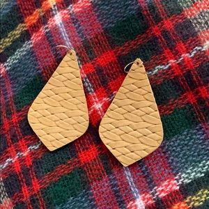 Tan leather earrings